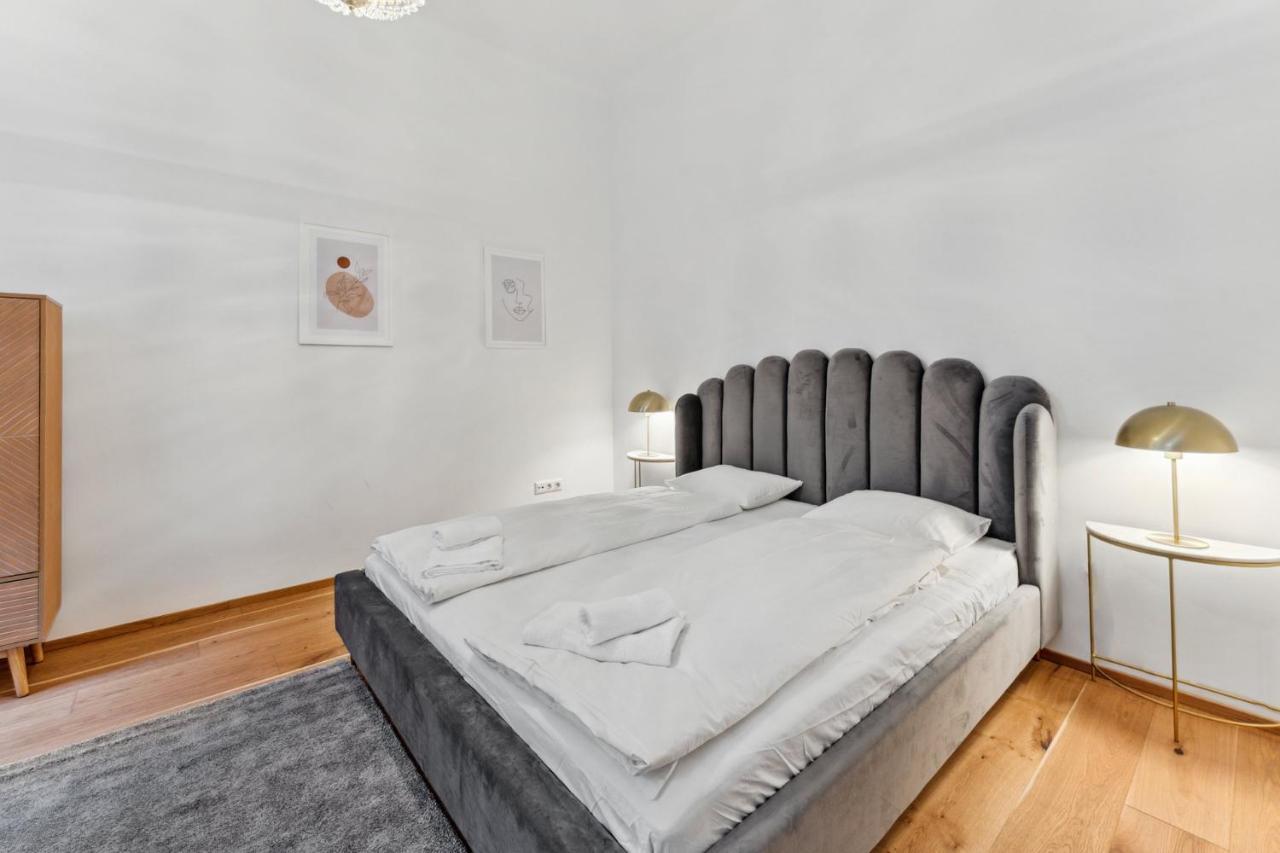 Center Wien Designer Central Modern Apartment エクステリア 写真